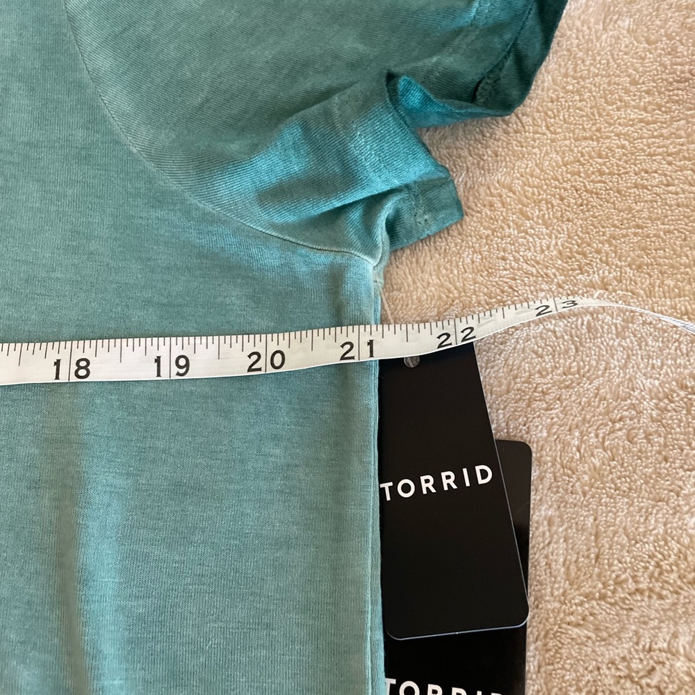 Torrid Lightweight “Stardust” T-Shirt - Size M - Picture 9 of 14